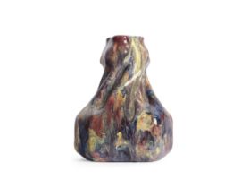 Expressive Vase, Ausführung Wiener Kunstkeramische Werkstätte