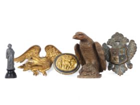 Konvolut: Skulptur, Relief, Adler, Doppeladler, Keramikadler