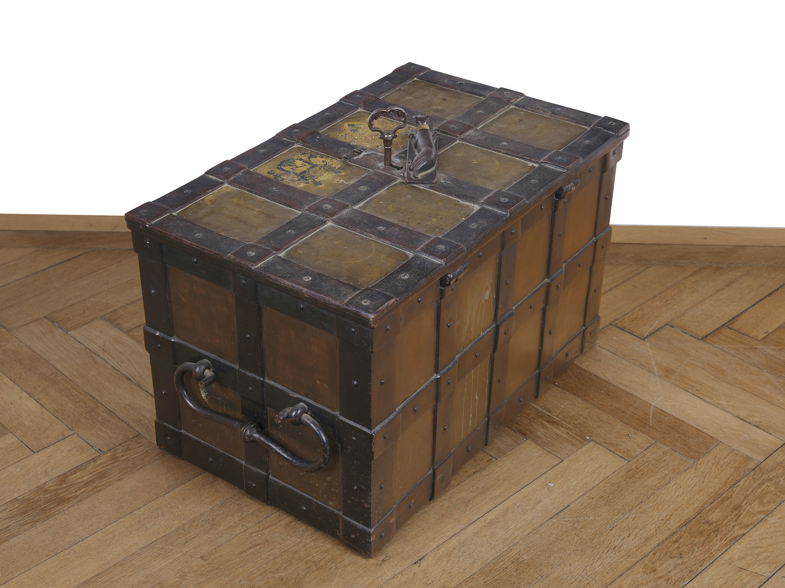 Iron chest, 17th century - Image 2 of 9