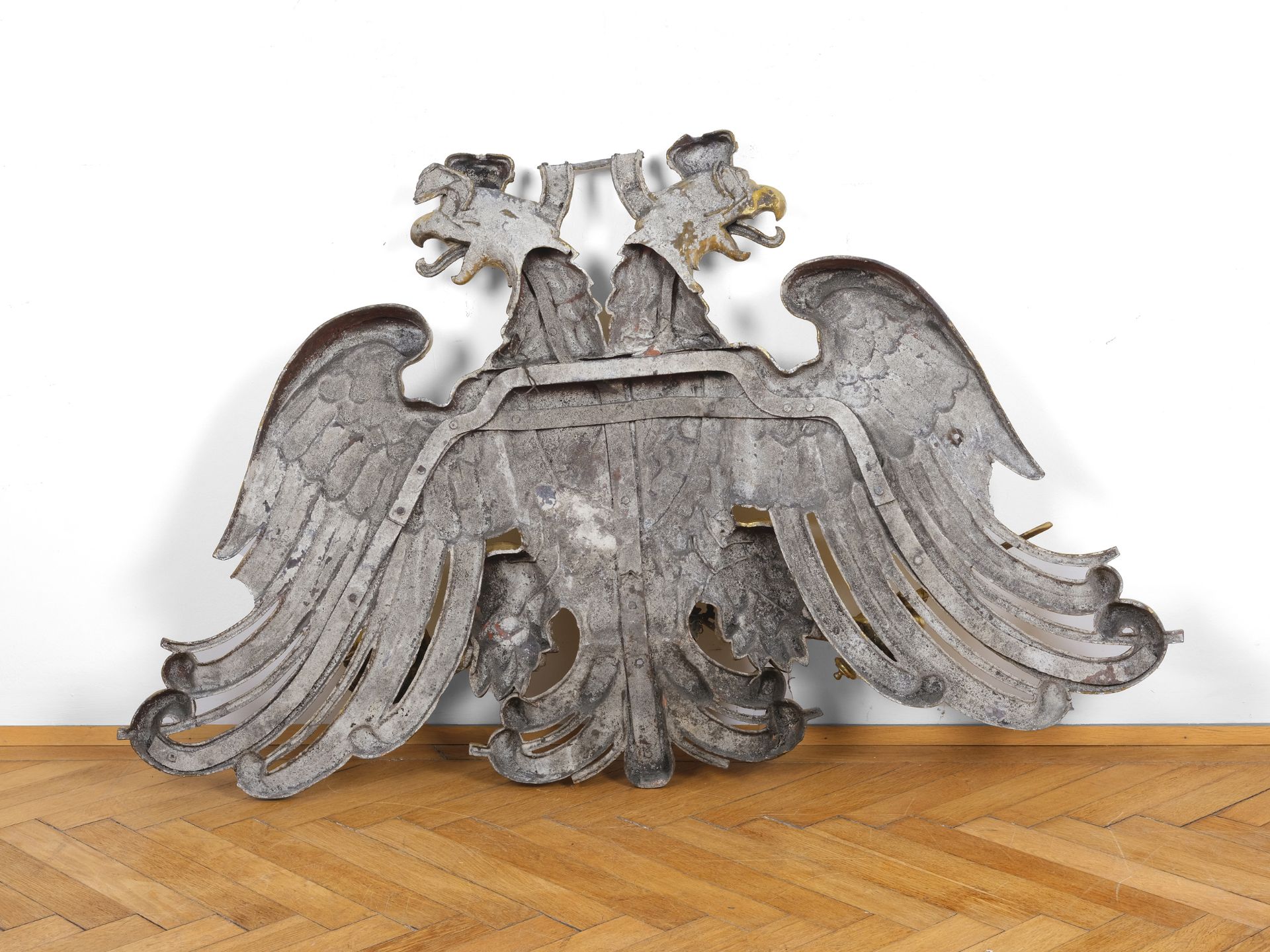 Monumental heraldic eagle - Image 4 of 4