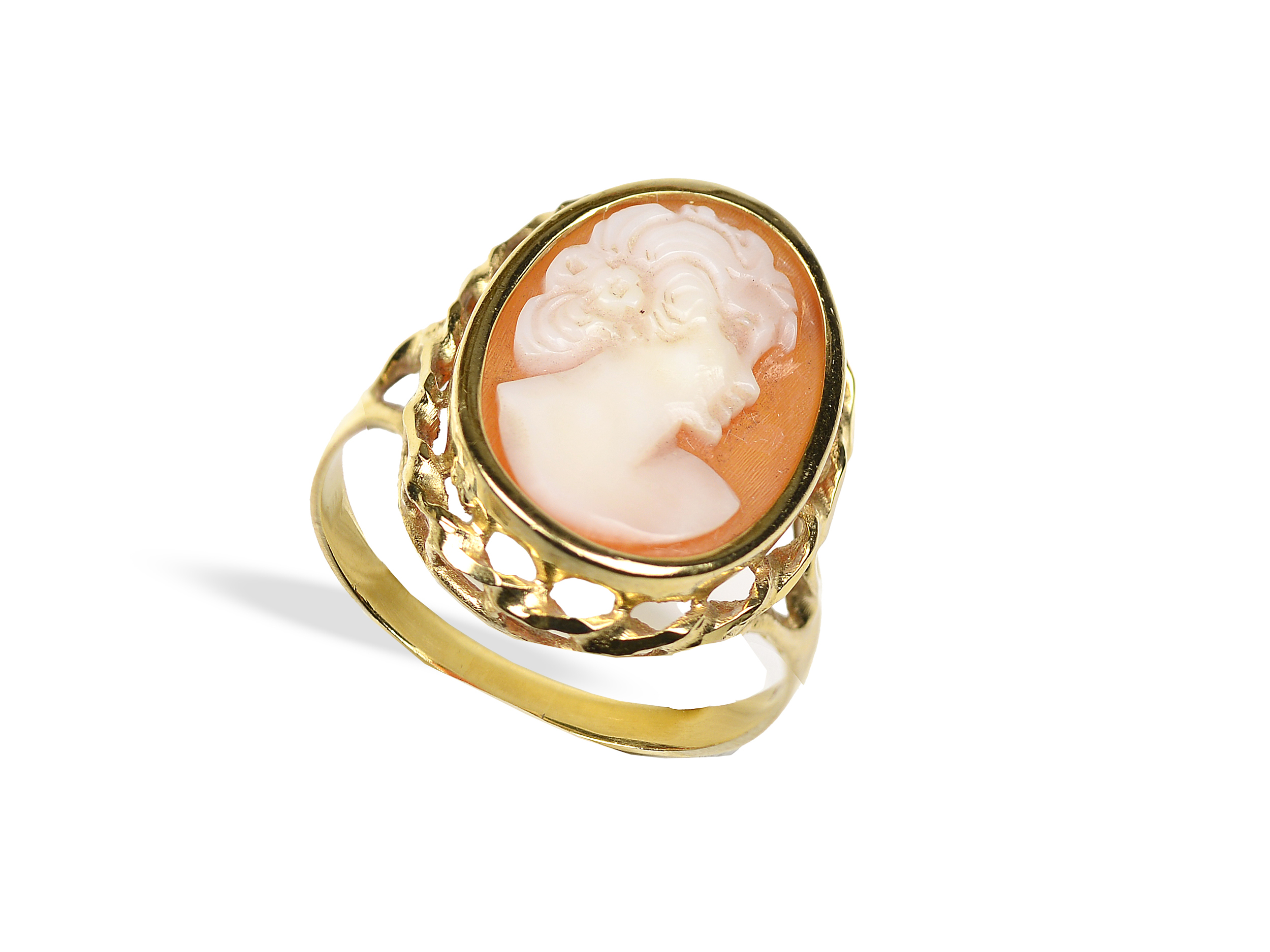 Set: Pair of earrings & ring with shell cameo - Image 2 of 3