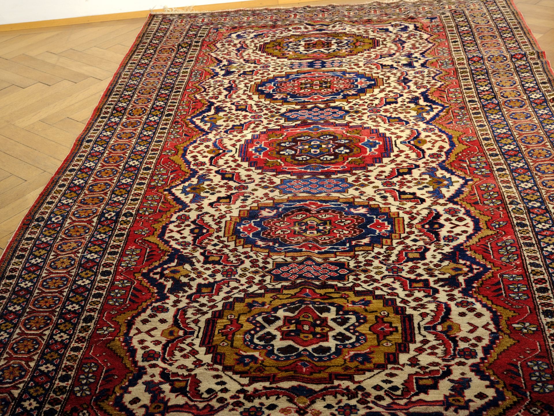 Oriental carpet, 1900/20