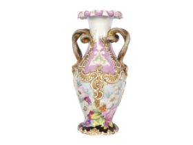 Vase mit Schlangengriffen, um 1900