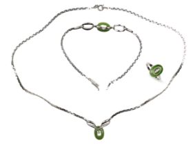 Set: Necklace, bracelet & ring