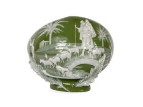 Vase in Eiform mit herzförmiger Ausnehmung, Darstellung des Guten Hirten, in der Art von Wedgwood