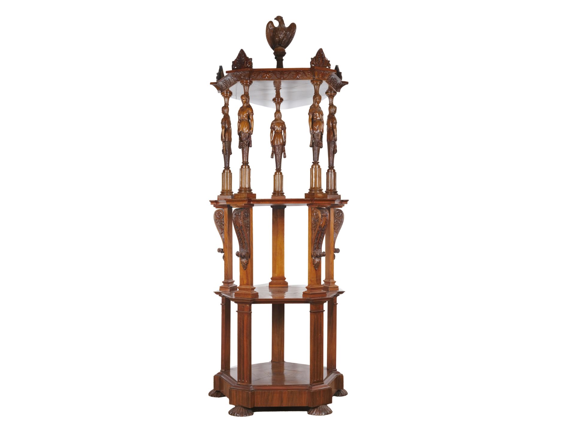 Biedermeier-Etagere, umlaufend geschnitzte Karyatiden
Beine in Form von Venusmuscheln
Bekrönung Adle