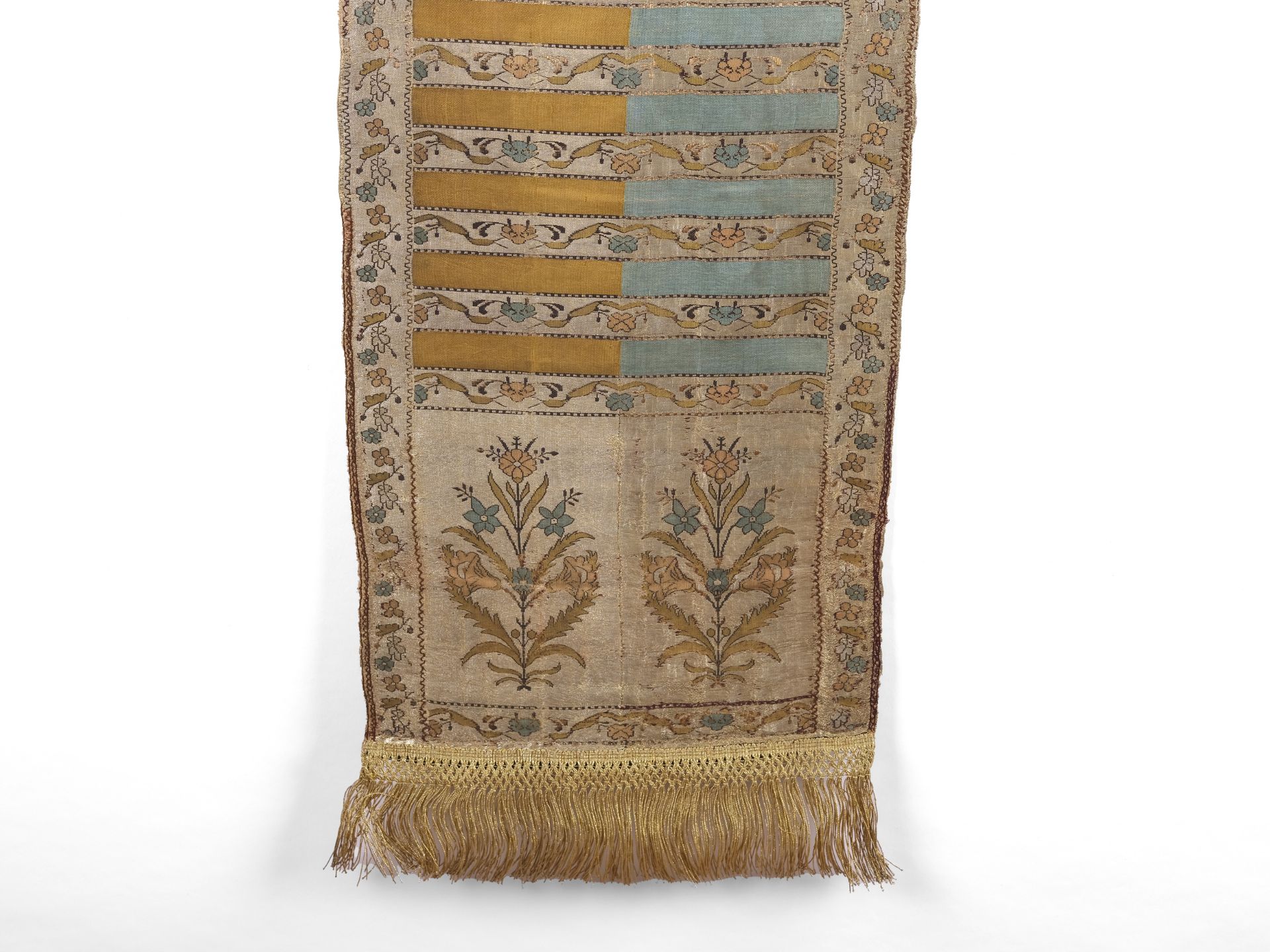 Textile with floral patterns, Indo-Persian, 18th/19th century - Image 3 of 5