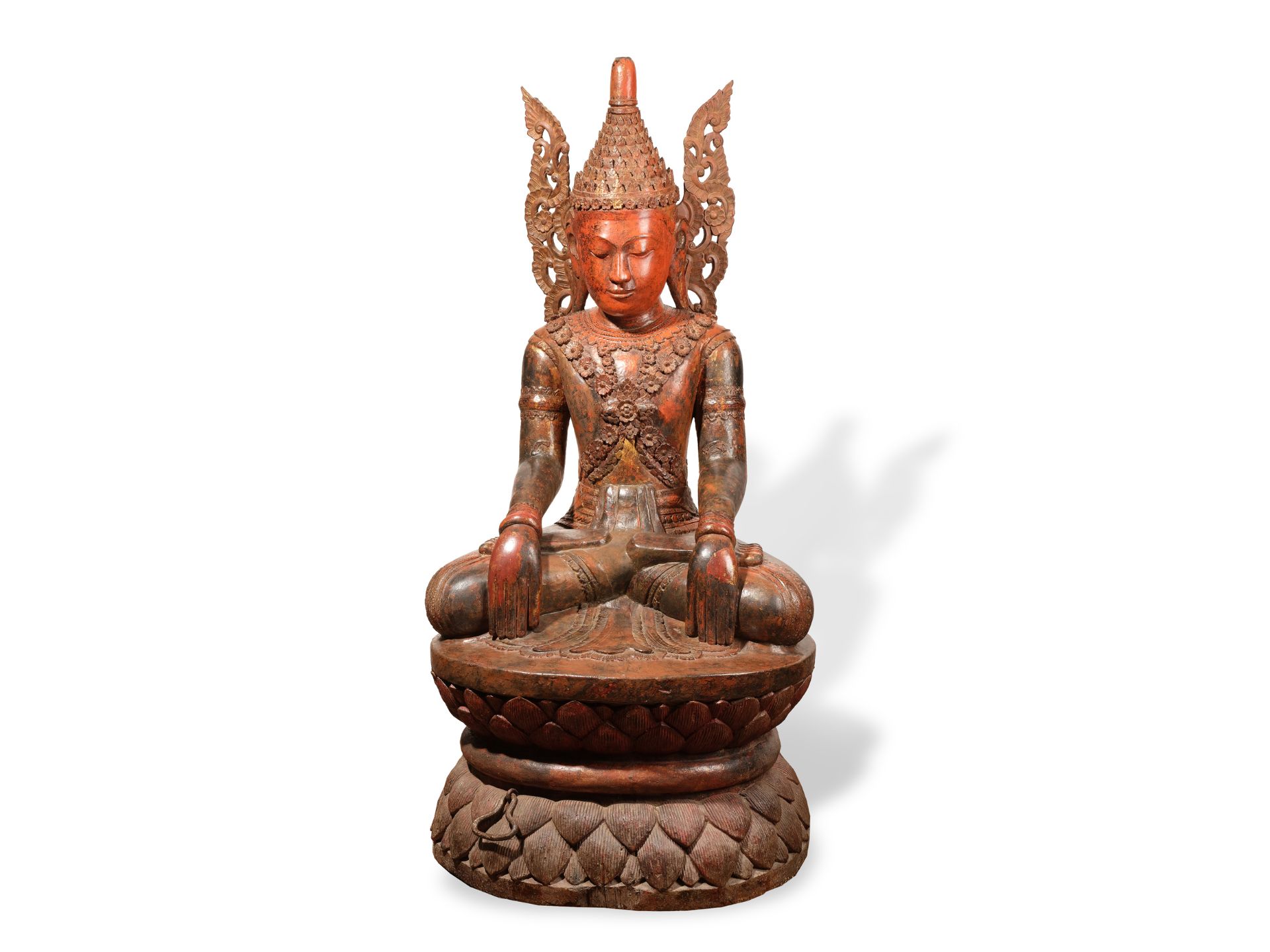 Large lacquered wooden Buddha, Myanmar (Burma), Shan, 17th-18th century - Image 3 of 9