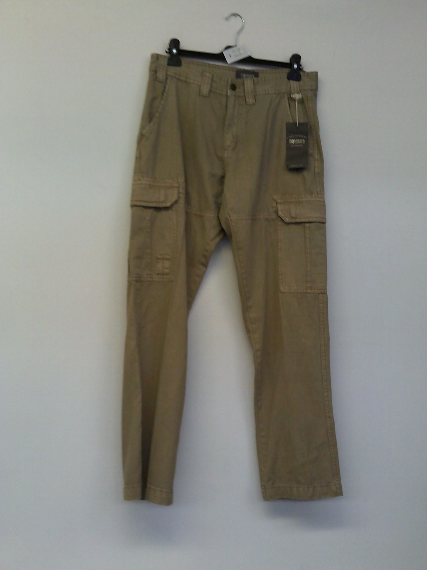 Mans World Cargo Pants 34 Waist