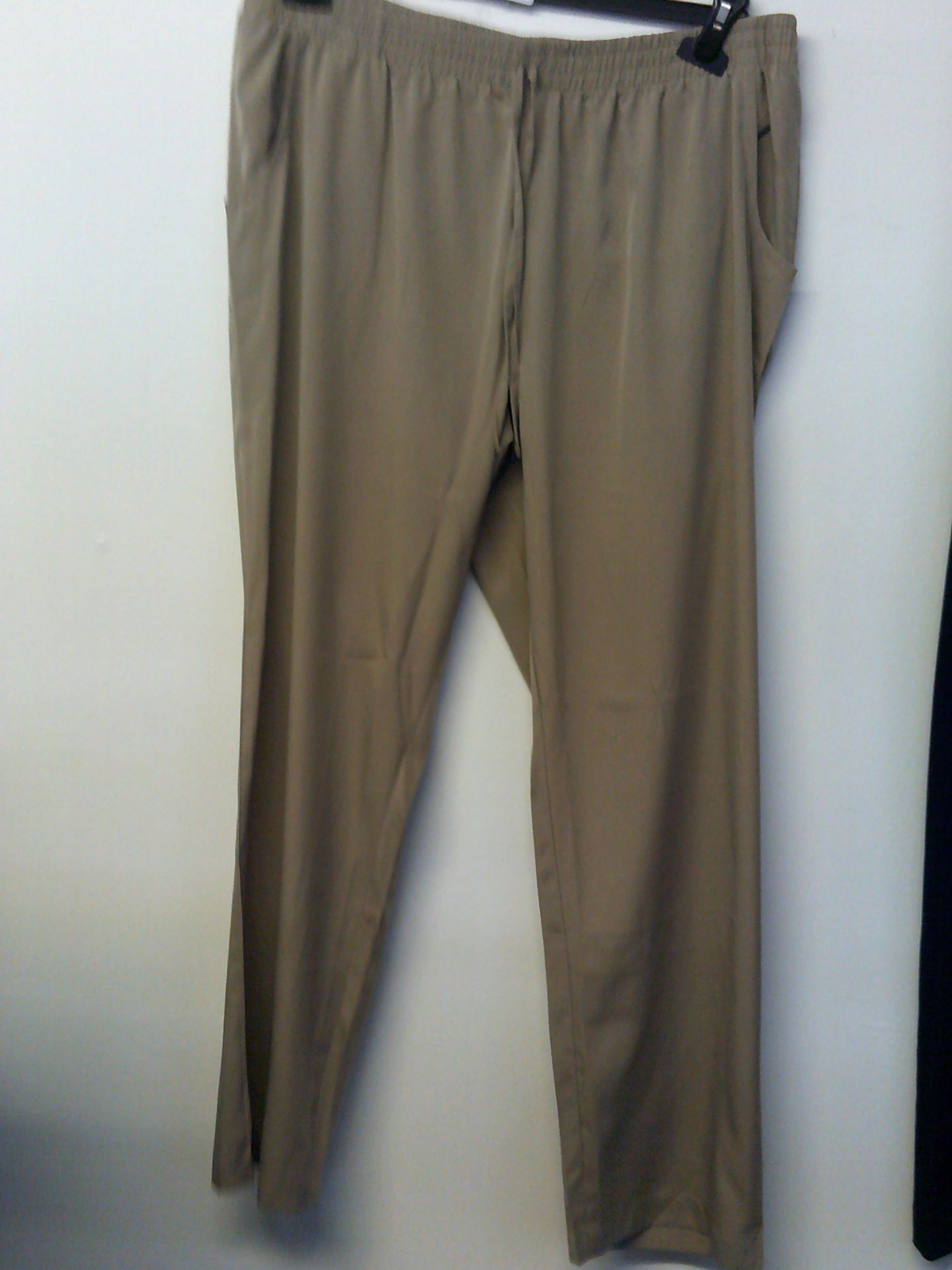 Freemans Silk Effect Pants Size 20