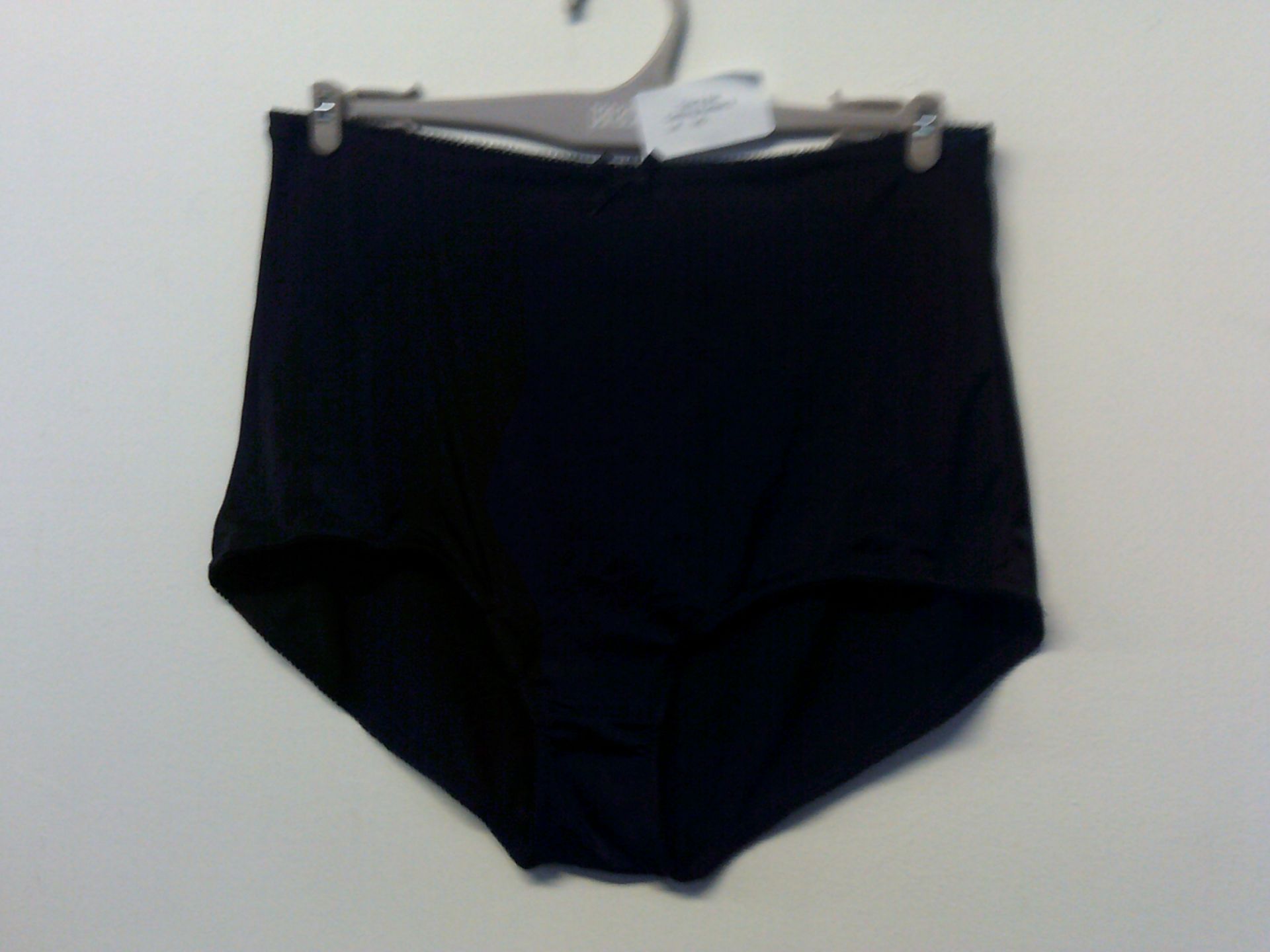 MAGICSCULPT BRIEFS SIZE 18