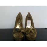 Bamboo Gold Heels Size 6