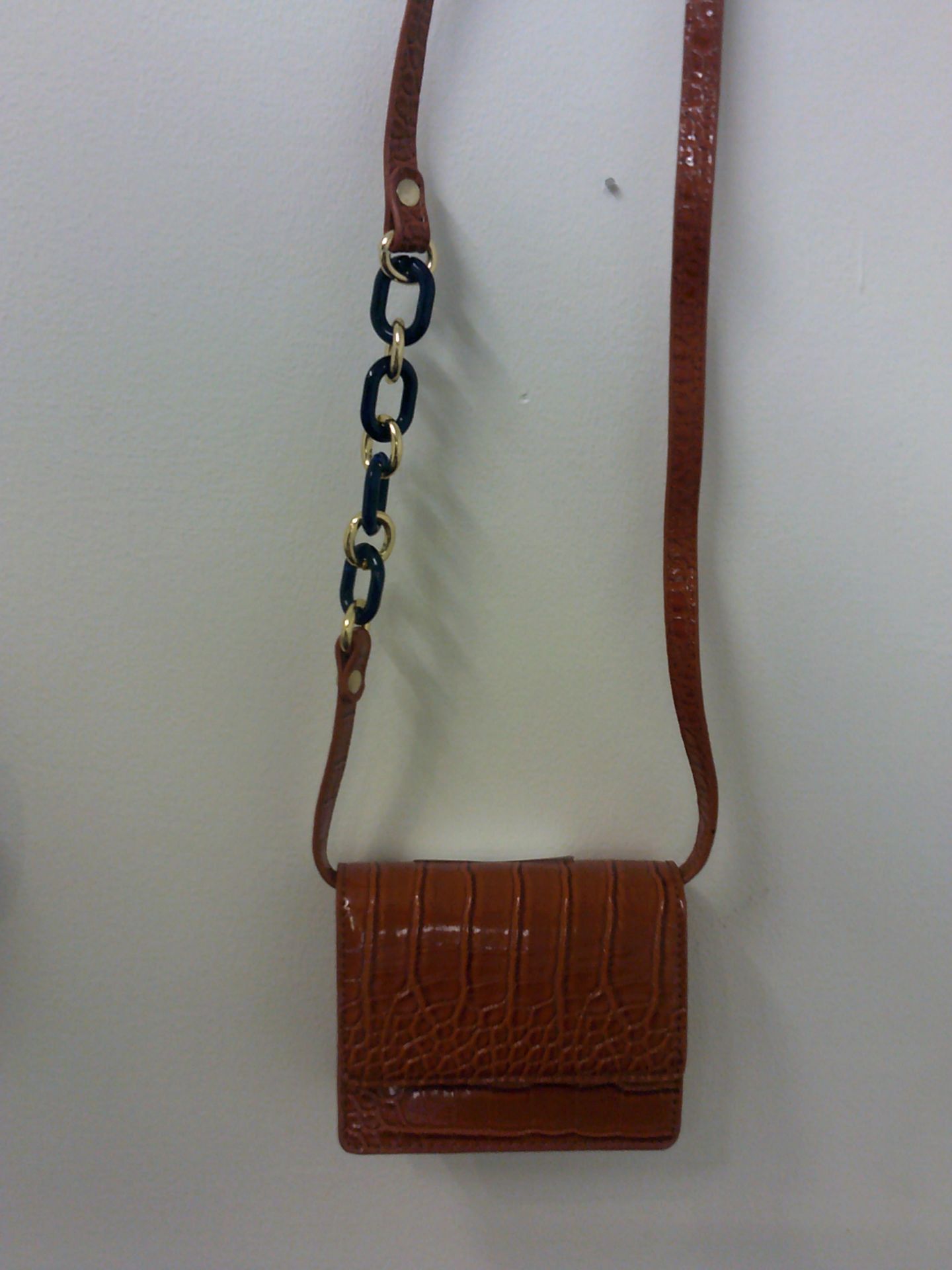 PATENT CHAIN LINK BAG