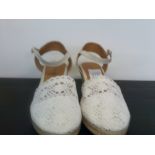 City Walk Wedges Size 7