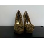 Bamboo Gold Heels Size 6