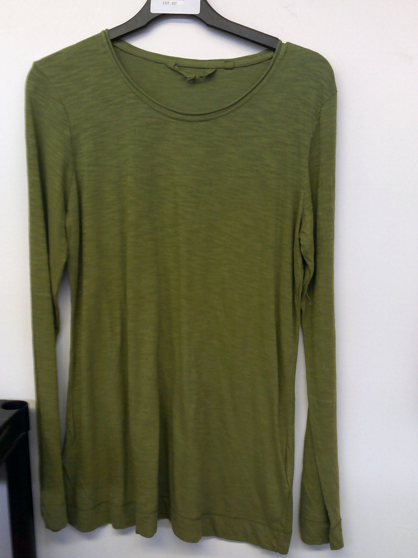 GREEN COTTON LONG SLEEVE TOP SIZE 10