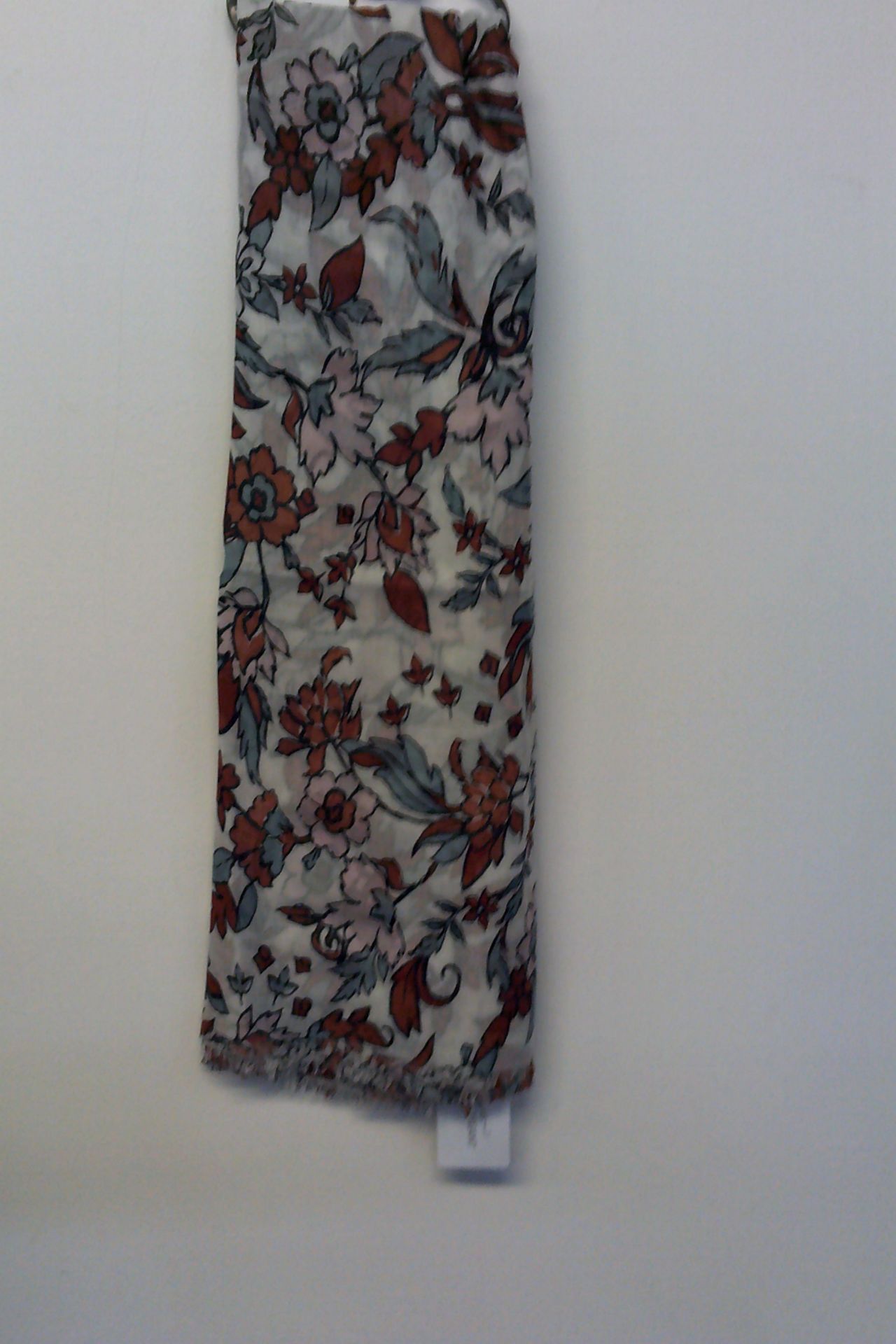 Scarf World Ladies Scarf RRP Â£12.99