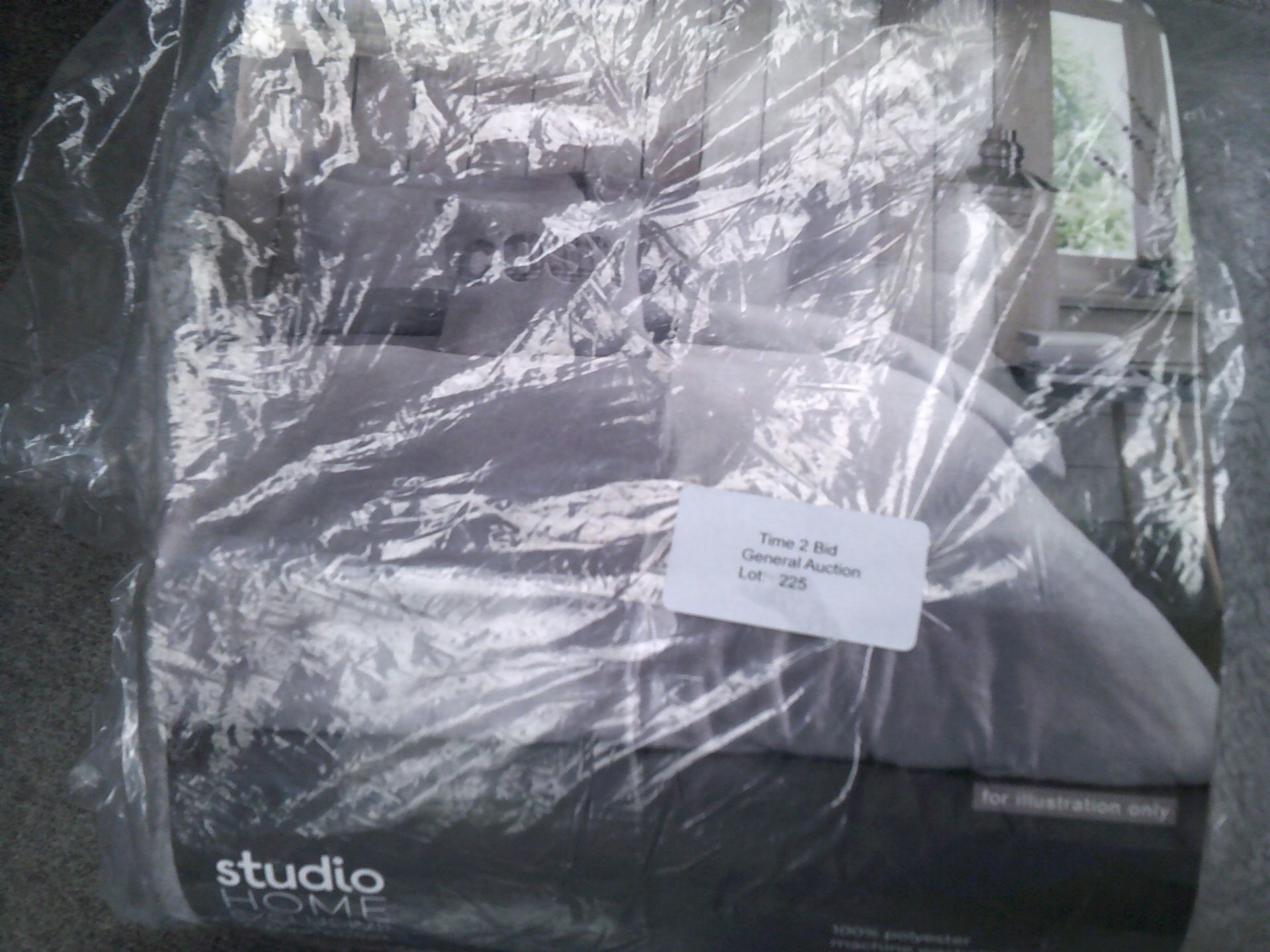 Studio home exclusive fitted sheet (Delivery Band A)