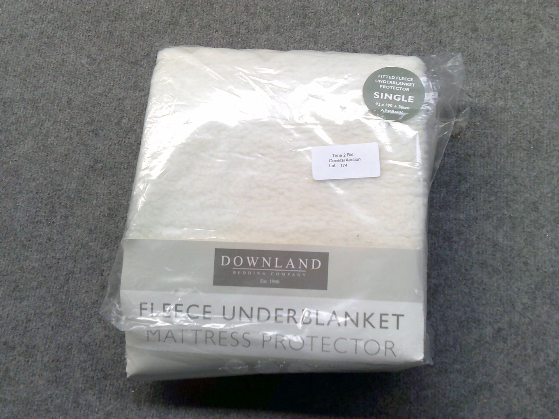 Downland fitted fleece underblanket protector single 92 x 190 + 30cm (Delivery Band A)