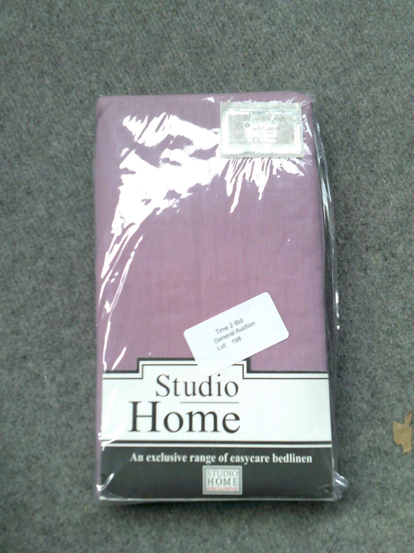 Studio home single fitted sheet 92 x 190cm (Delivery Band A)