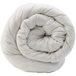 Imperfect Summer Super King Duvet (Delivery Band A)