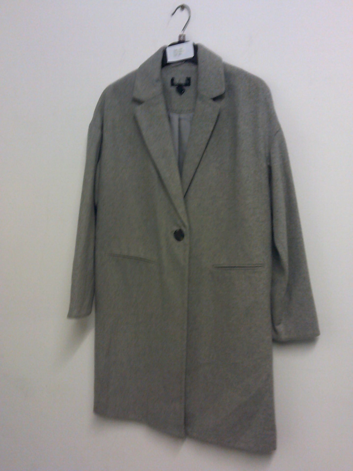 SILVER GREY LINED COAT WITH 1 BUTTON FASTENER SIZE 6