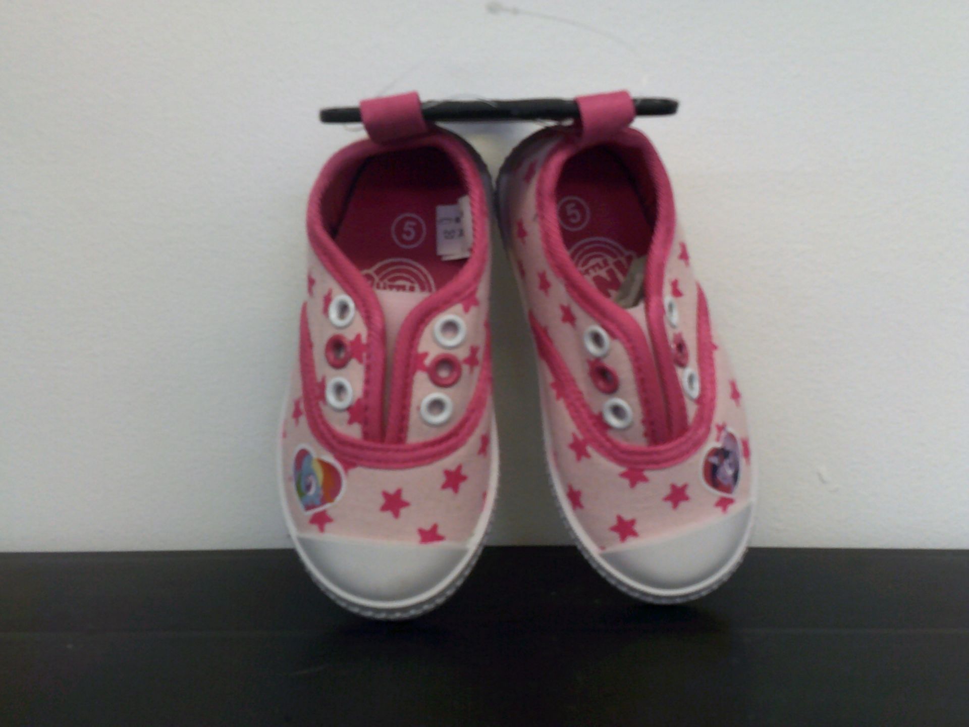 Girls Star Trainer Size 5