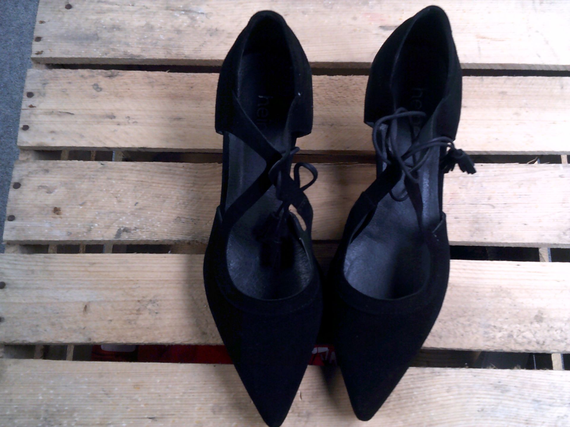 HEIN HEELS SIZE 6