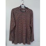 GEOMETRIC LONG SLEEVE TOP SIZE 22