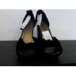 Saints Of Fashion Heels Size 6