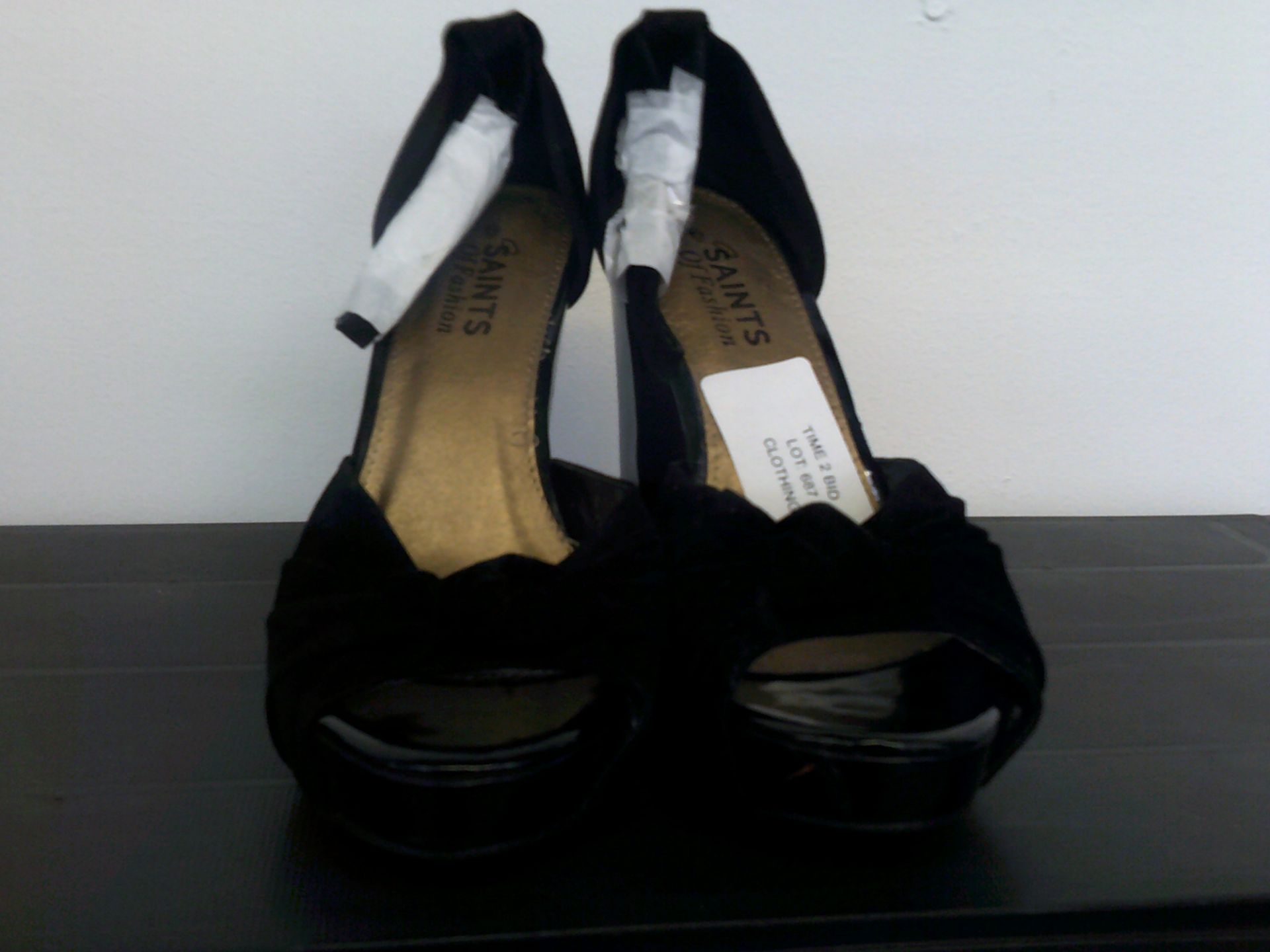 Saints Of Fashion Heels Size 6