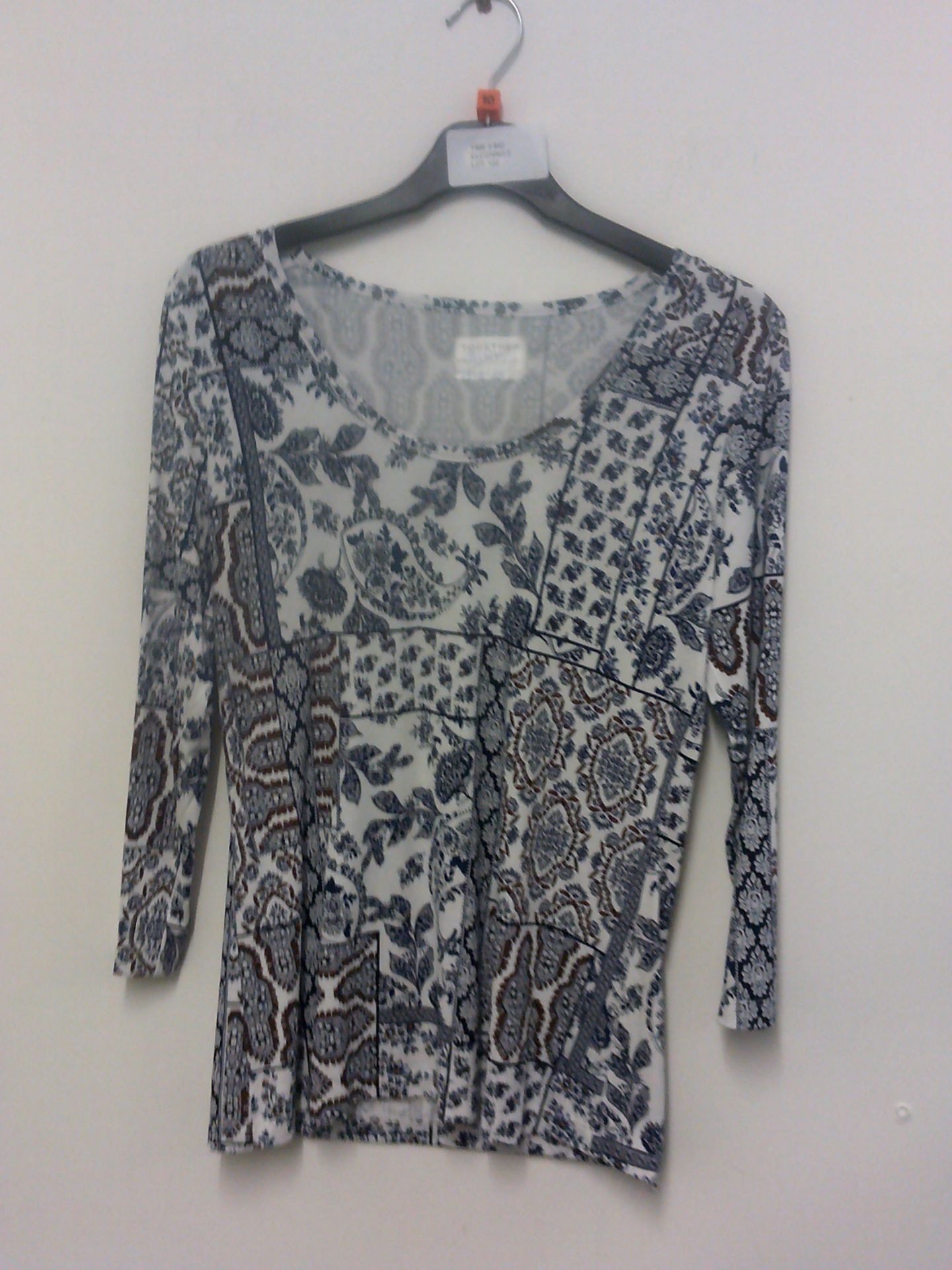 TOGETHER PAISLEY TOP SIZE 10