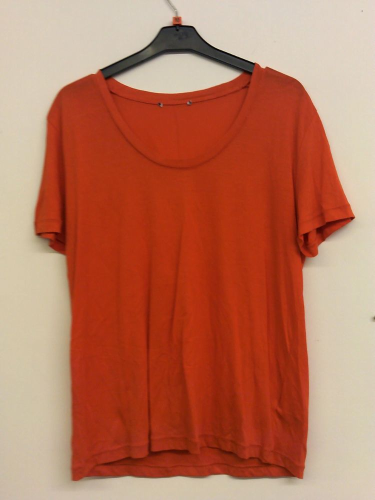 WEEKLY CLOTHING AUCTION AND  BULK LOTS DIRECT FROM M+S AND FREEMANS