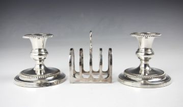 A George V silver toast rack, Harrison Brothers and Howson, Sheffield 1930, the tear drop shaped