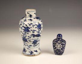 A Chinese porcelain Straits Market snuff bottle, 19th/20th century, decorated with a lotus medallion