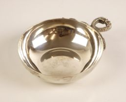A silver tasse du vin, Cooper Brothers and Sons Ltd, Birmingham 1972, the plain polished bowl