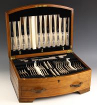 A canteen of Maple and Co silver plated Kings pattern flatware, comprising teaspoons, dessert forks,