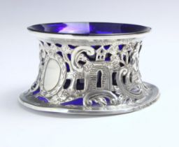 An Edwardian silver ring dish, James Wakely and Frank Clarke Wheeler, Dublin 1904, the circular dish