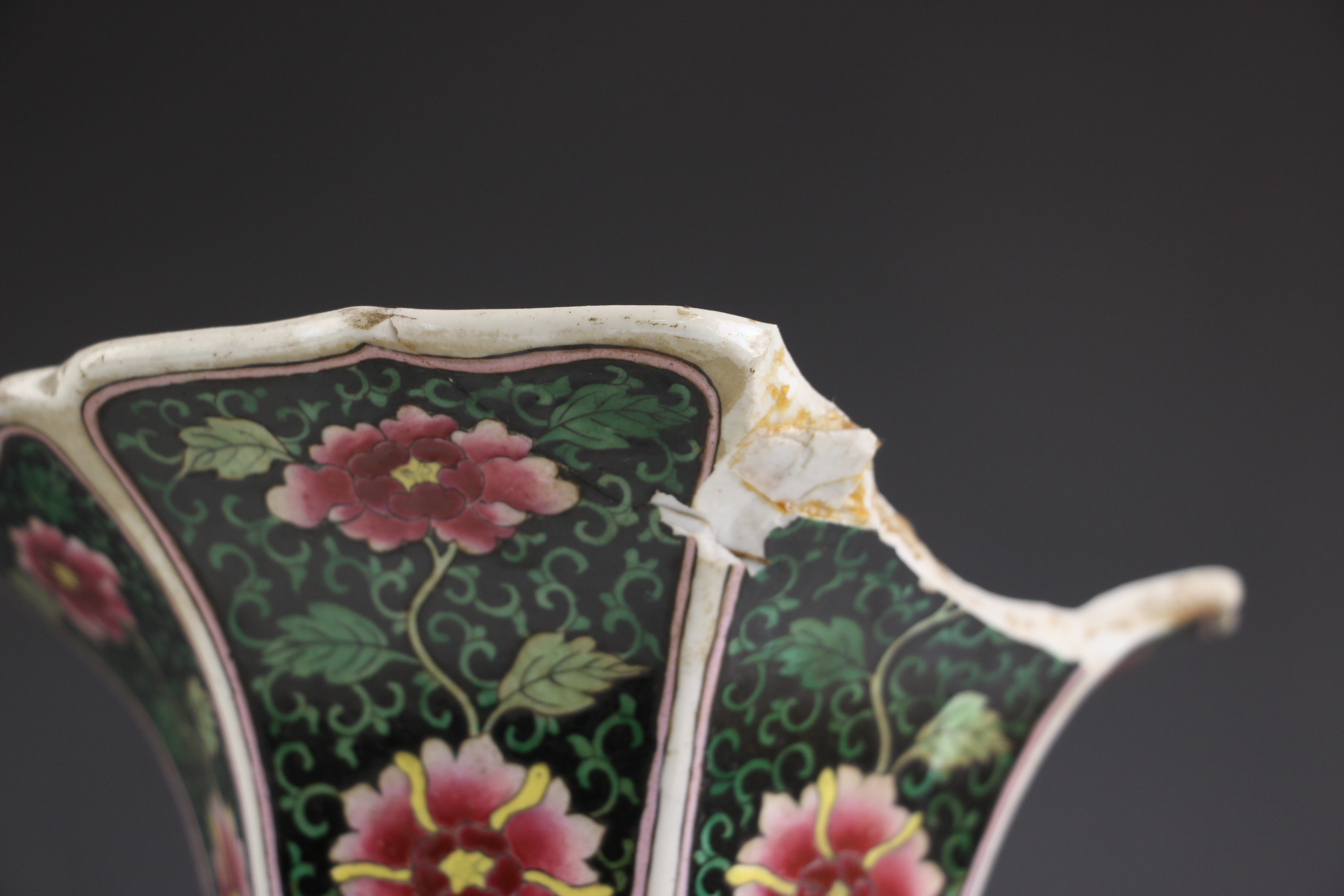 A Chinese porcelain famille noir Gu vase, 19th century, of flared hexagonal form with ogee shaped - Image 8 of 11