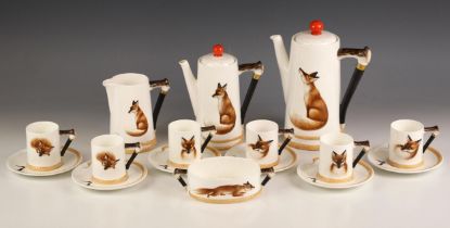 A Royal Doulton H4927 "Reynard The Fox" pattern coffee service, comprising: a large coffee pot, 21cm