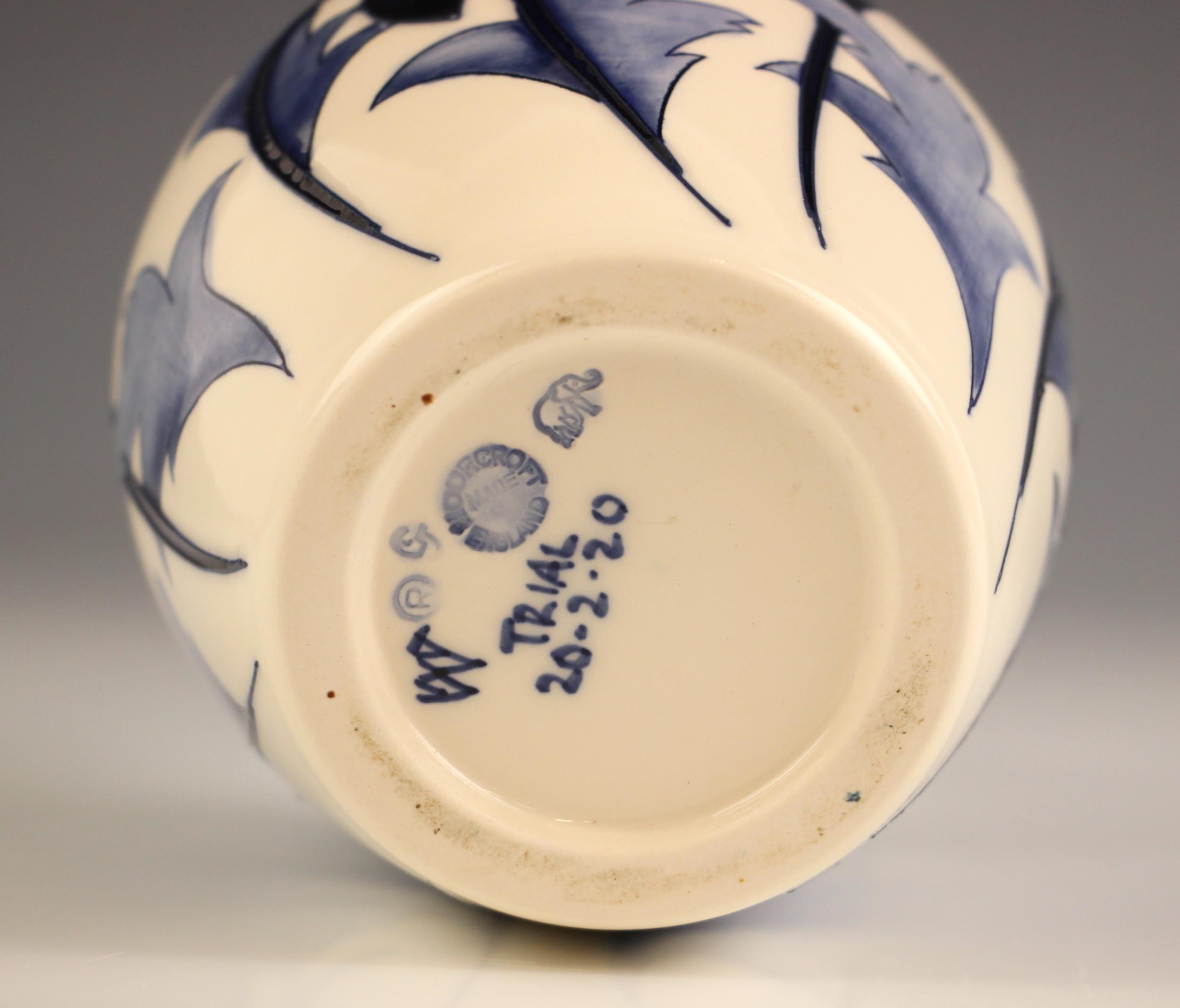 A Moorcroft trial vase, decorated in the ‘Chestnuts’ pattern, in a blue and white colour way, - Image 6 of 6