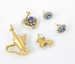 A selection of jewellery, including a yellow metal charm, shaped as a ewer, 4cm long, a further