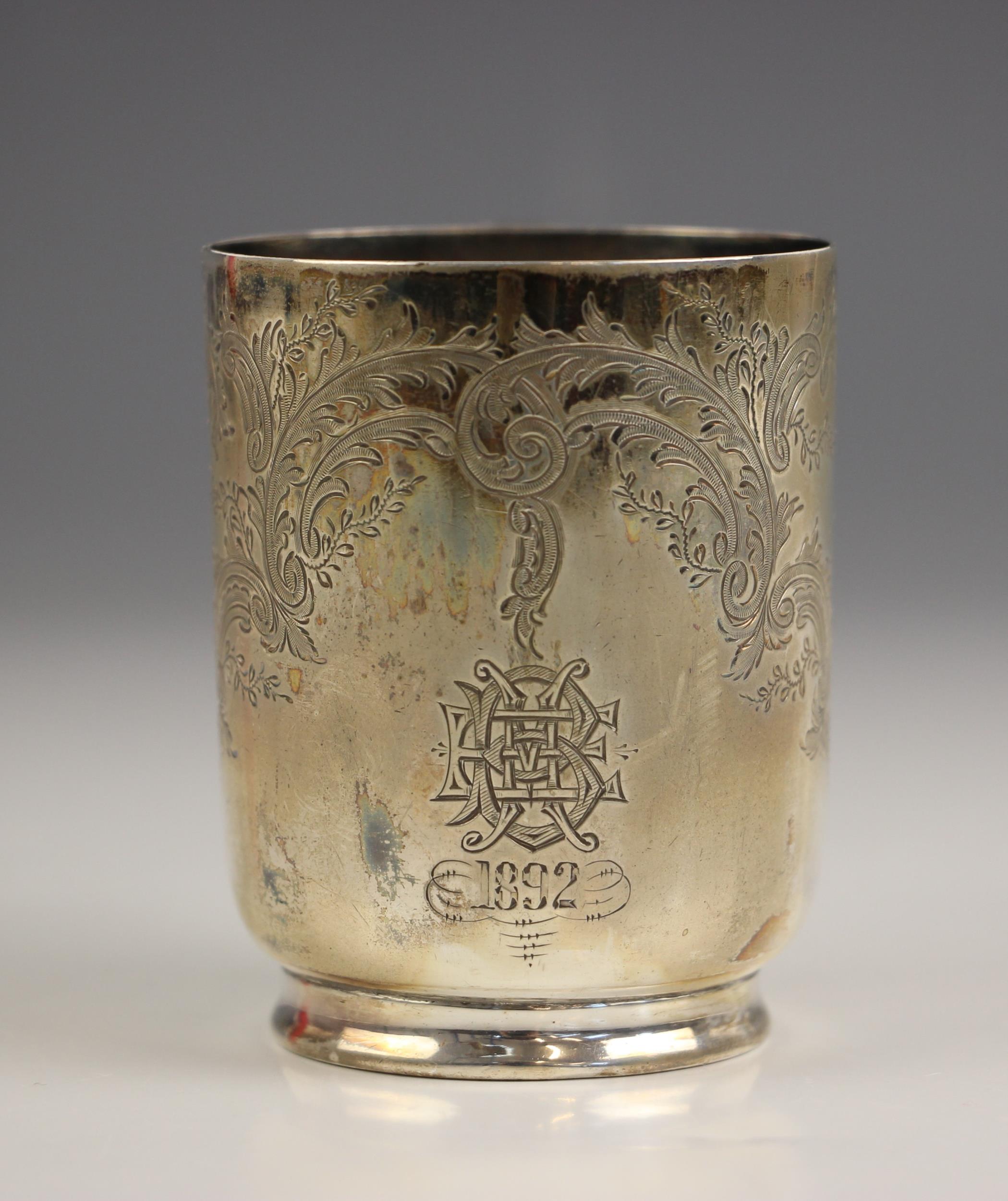 A Victorian silver christening mug, Walker and Hall, Sheffield 1893, of cylindrical form with - Image 3 of 3