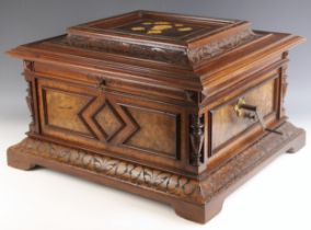 A coin free table top 15 1/2" disc Polyphon music box, late 19th/early 20th century, the walnut