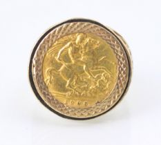 A half sovereign set ring, dated 1906, within 9ct yellow gold openwork ring mount, ring size V, 9.