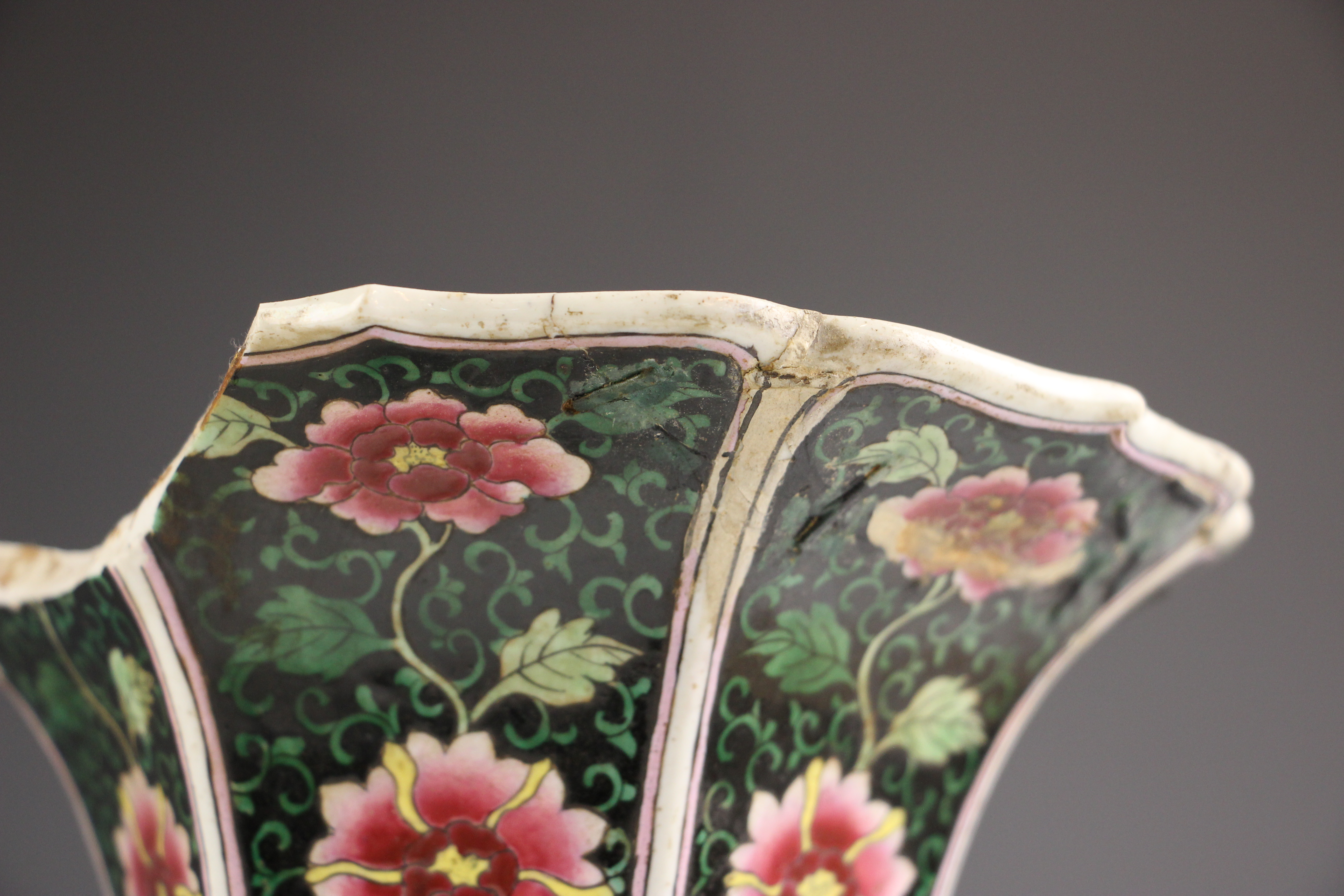 A Chinese porcelain famille noir Gu vase, 19th century, of flared hexagonal form with ogee shaped - Image 7 of 11