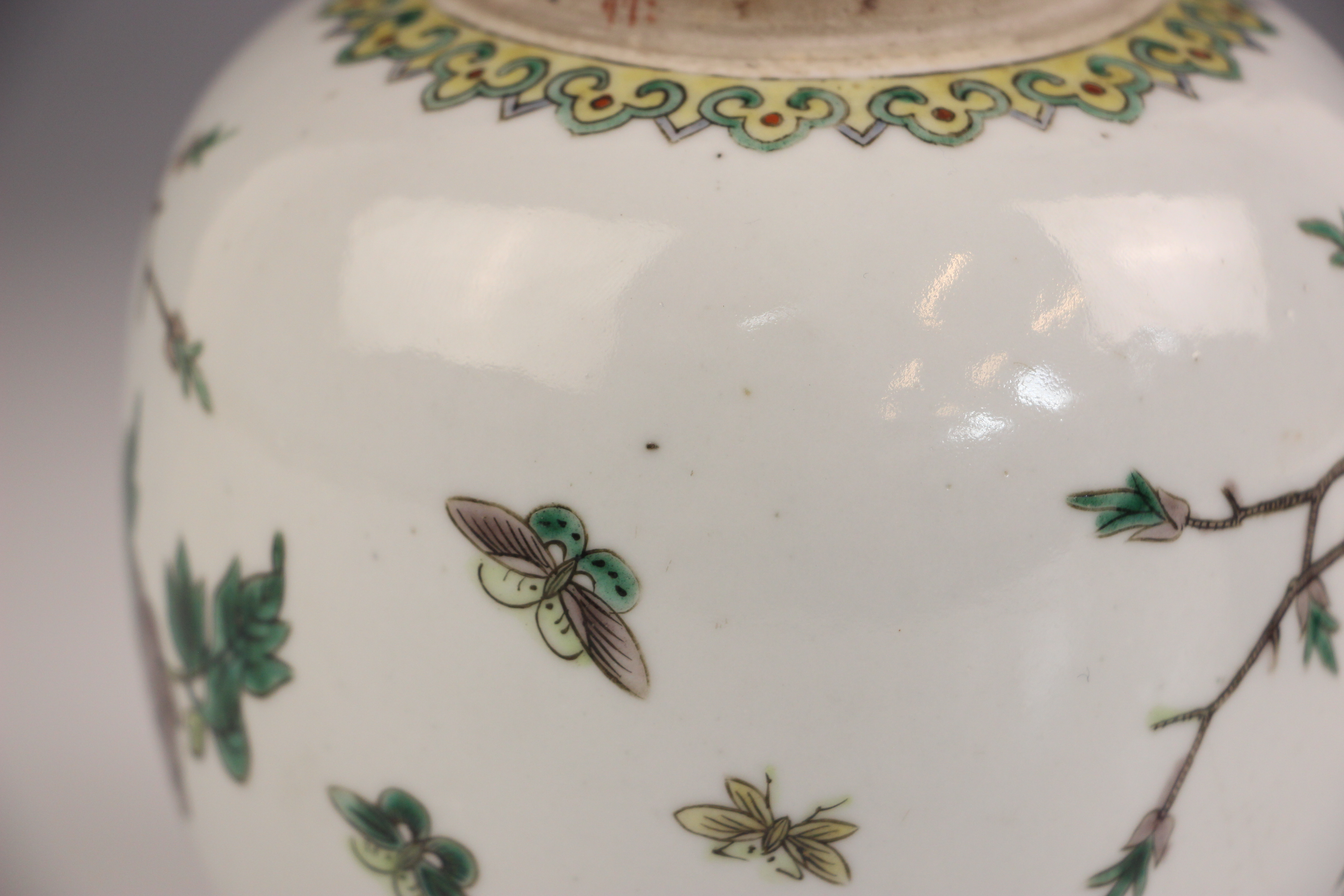 A Chinese porcelain famille vert ginger jar, cover, and stand, 19th century, the ovoid ginger jar - Image 4 of 7