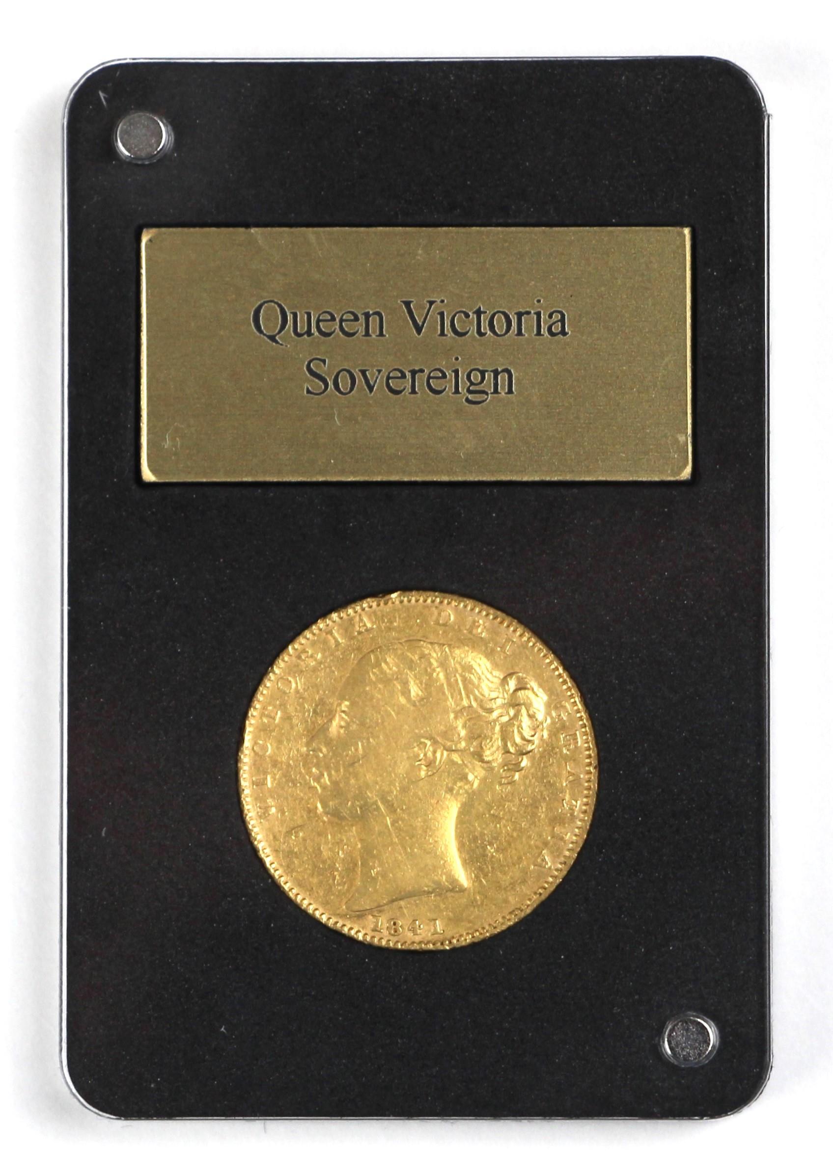 Victoria (1837-1901), Full Sovereign, 1841, unbarred, London Mint, young head Victoria with shield