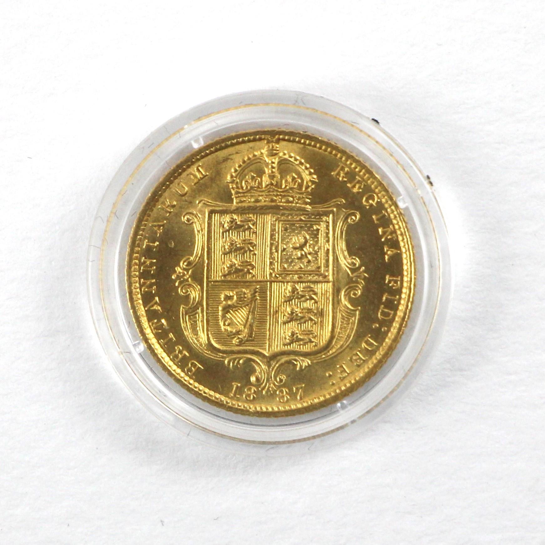 Victoria (1837-1901), Half Sovereign, 1887, London Mint, Jubilee head and shield reverse,