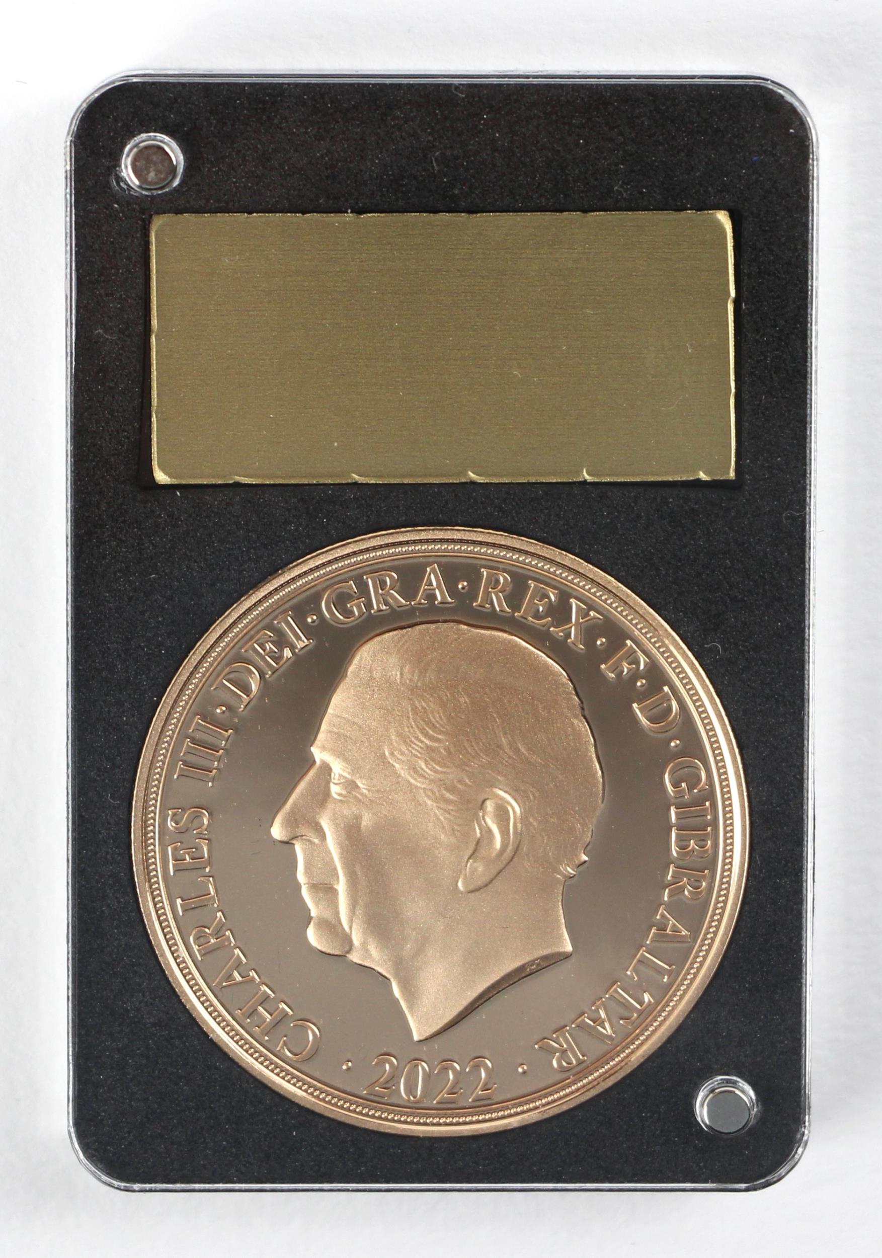 Elizabeth II (1952-2022), £5 Quintuple, 2022, The Passing of The Crown Proof, Gibraltar, Double - Image 2 of 3